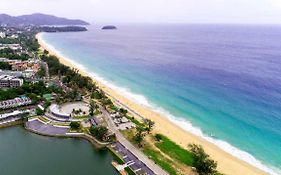 Novotel Phuket Karon Beach Resort And Spa